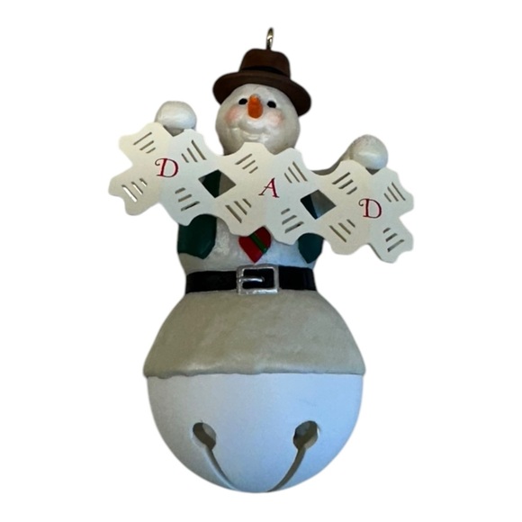 Hallmark Ornament Dad Snowbell Family Snowman Bell Porcelain 2005 QXG4672 - Picture 1 of 6